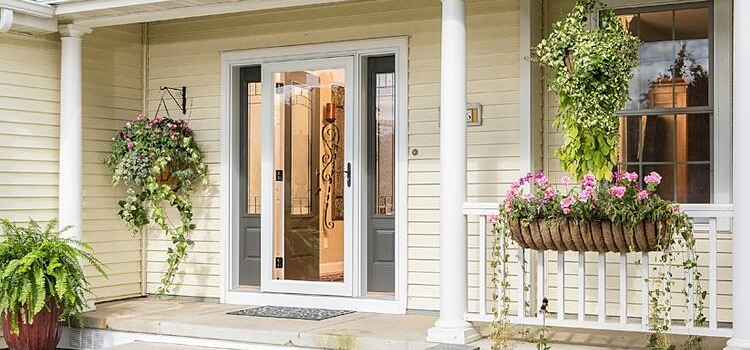 screen door installation in Eureka